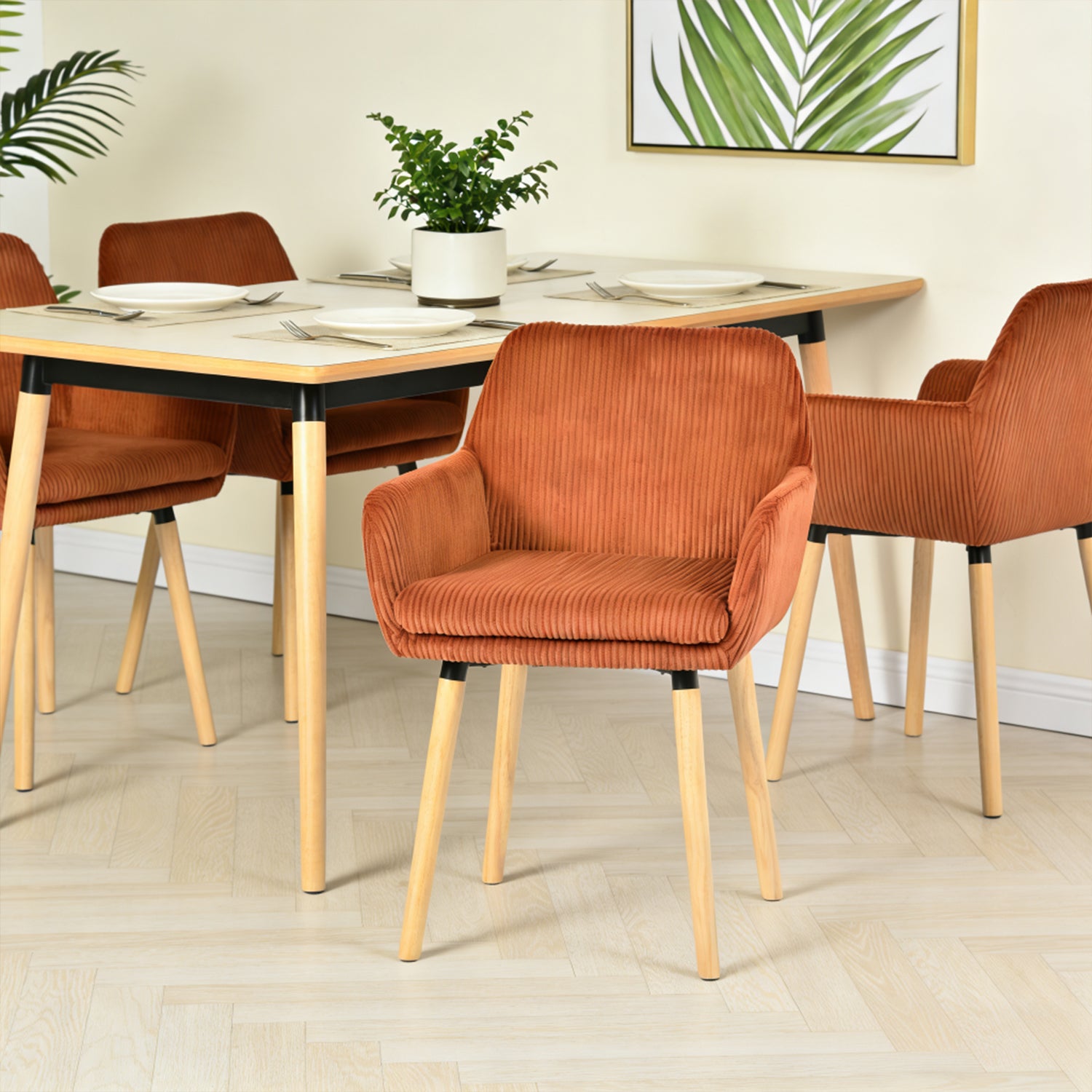 Lot de 4 chaises de salle à manger de style scandinave avec pieds en bois et accoudoirs en velours côtelé rouge - ELIA