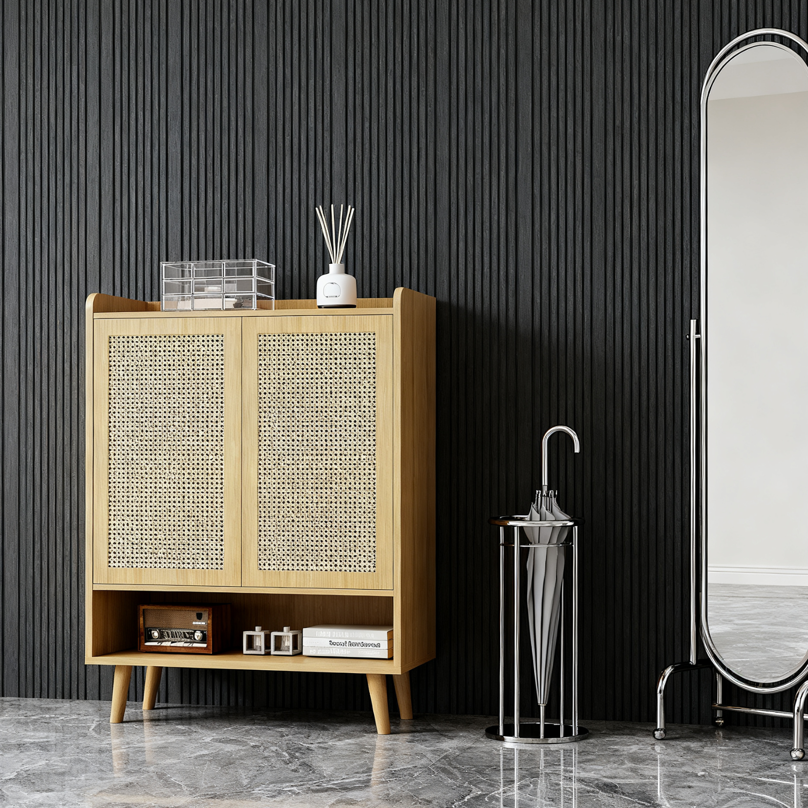 Meuble à chaussures en rotin naturel 80x35x105 cm avec 2 portes, 5 étagères fixes, poignées et pieds en bois massif, idéal pour entrée et couloir