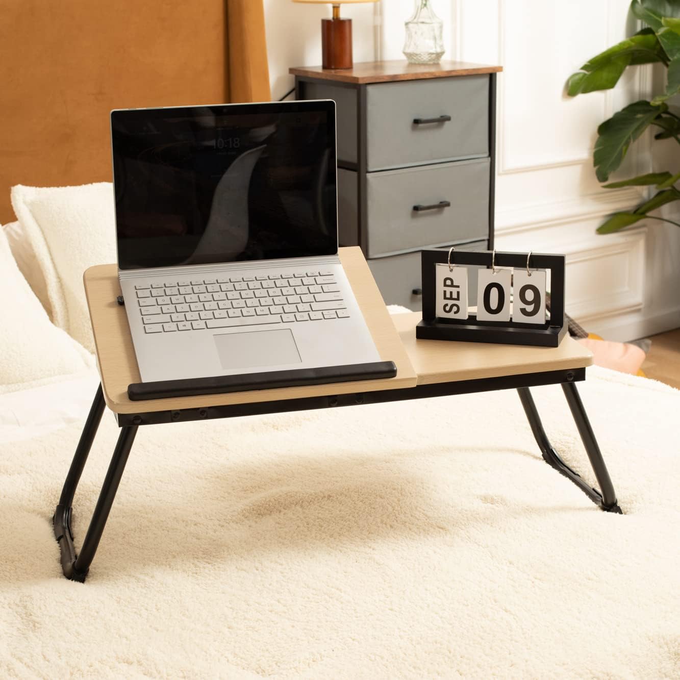 Table de lit/Support ordinateur pc pliable en bois et métal noir - MAMIE