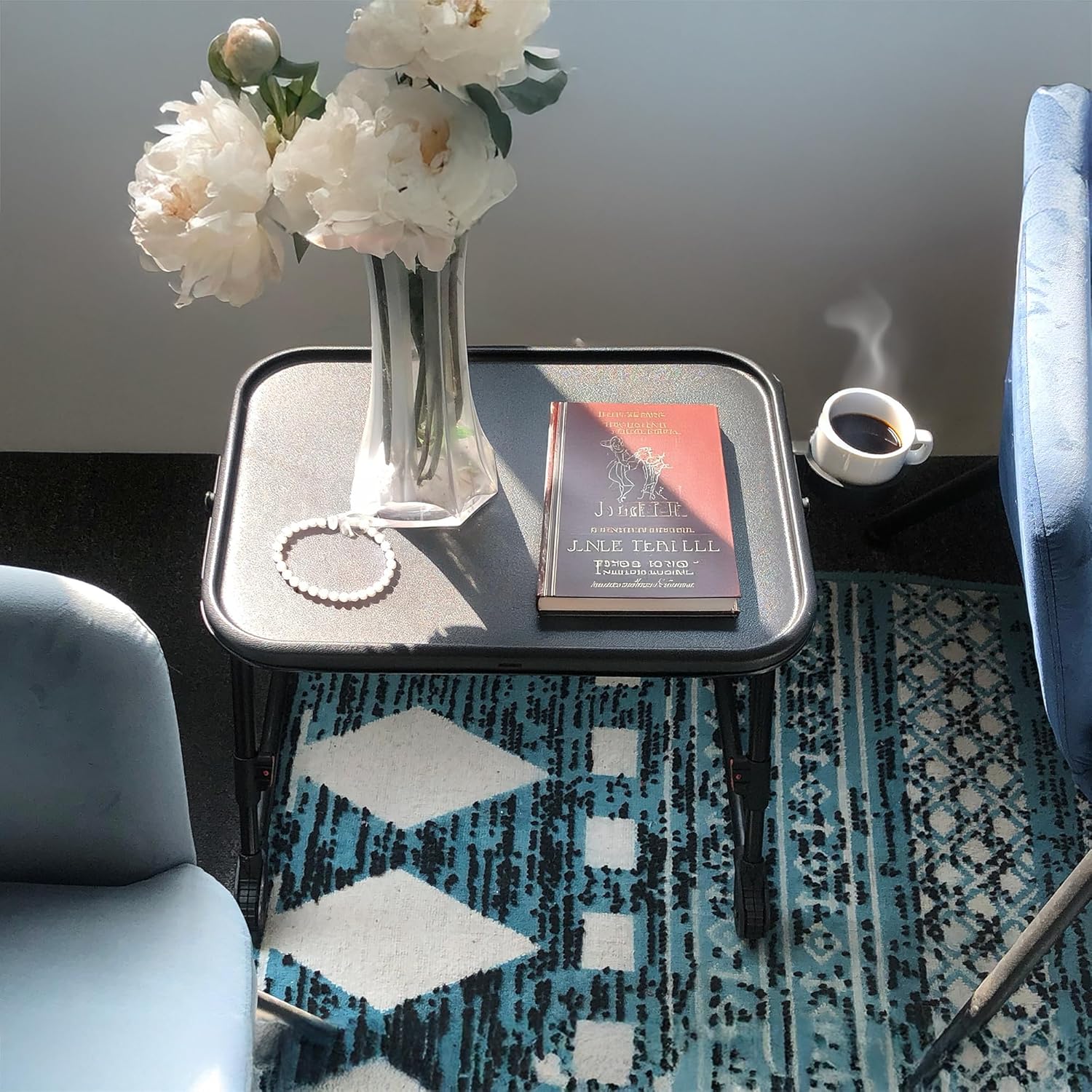 Table d’appoint pliable pour ordinateur portable, bout de canapé réglable en hauteur avec plateau inclinable et porte-gobelet - BASELINE