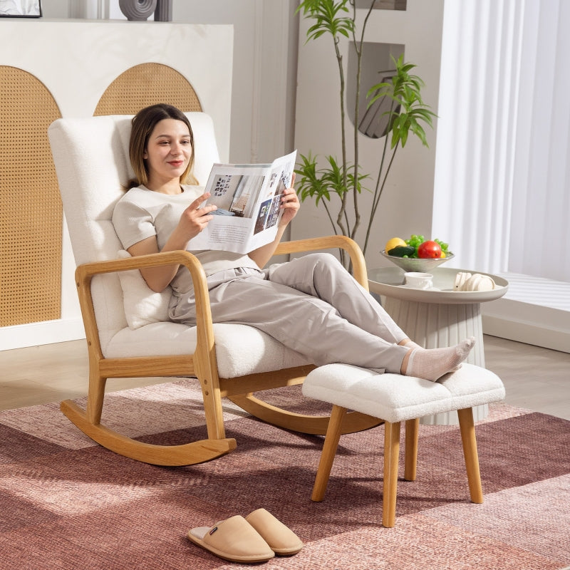Fauteuil à bascule avec repose-pieds, revêtement polaire blanc, dossier haut et structure bois naturel