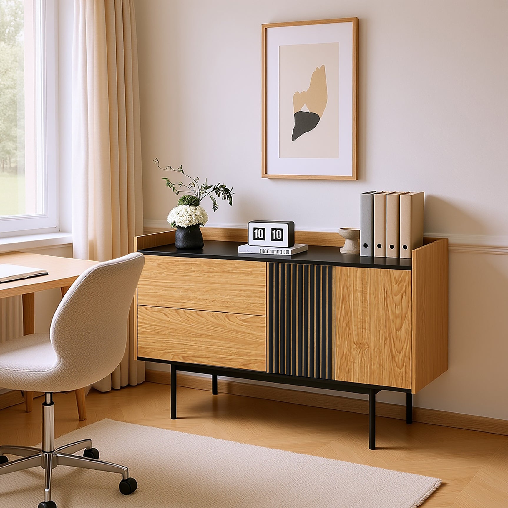 Modernes minimalistisches Buffet 130 cm mit 2 Schubladen, Türen und verstellbares Regal, schwarzes Tablett und Eichendekor, schwarze Metallfüße