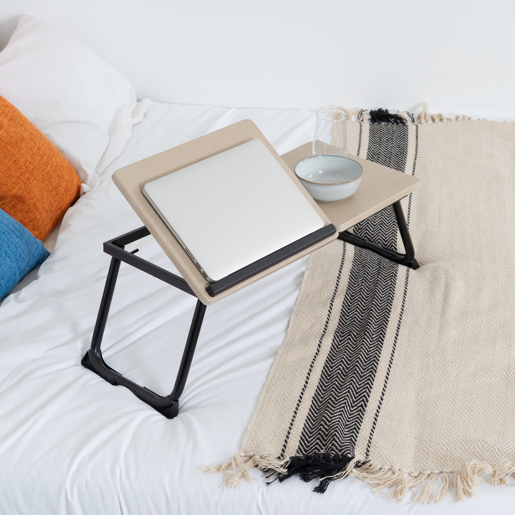 Table de lit/Support ordinateur pc pliable en bois et métal noir - MAMIE