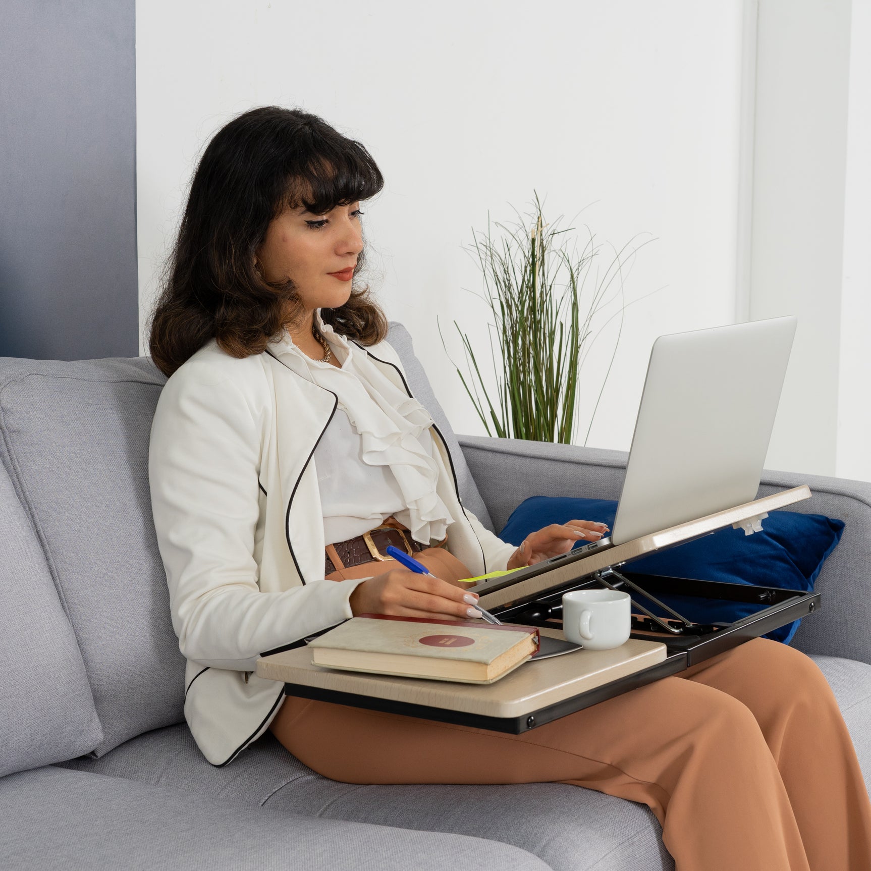 Table de lit/Support ordinateur pc pliable en bois et métal noir - MAMIE