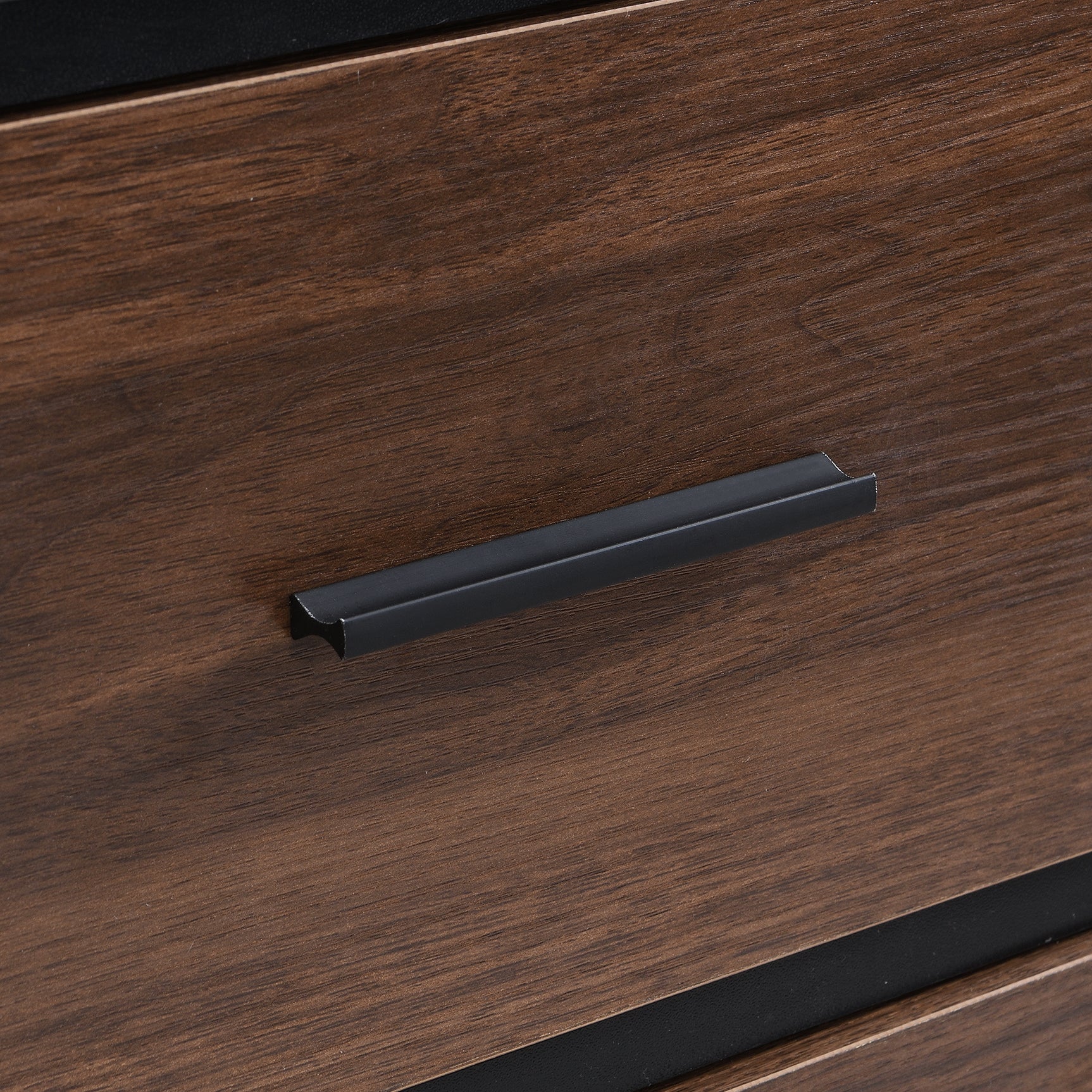 Bureau industriel en bois avec 3 tiroirs et rangements