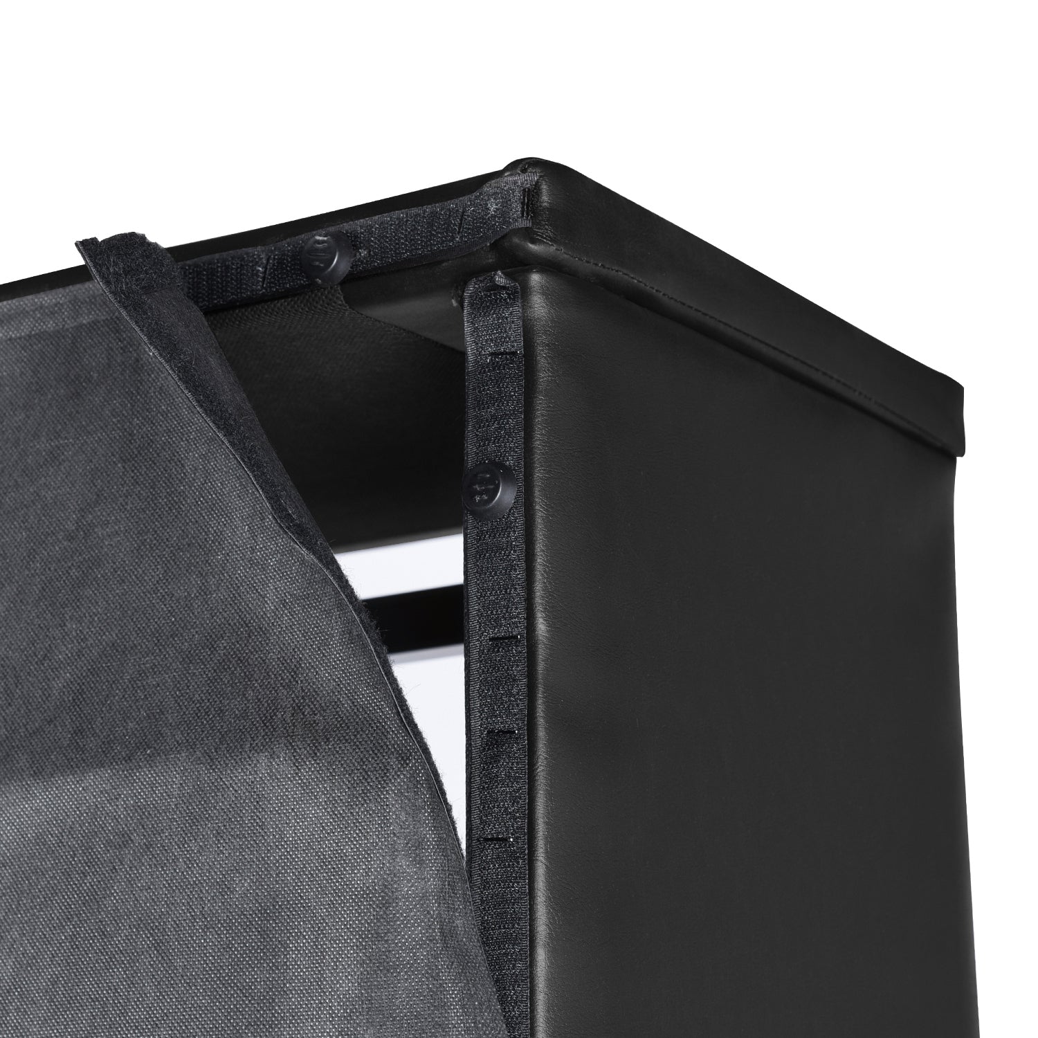 Lit coffre 2 places (140x190) avec sommier à lattes au style scandinave en similicuir noir - MAJESTY