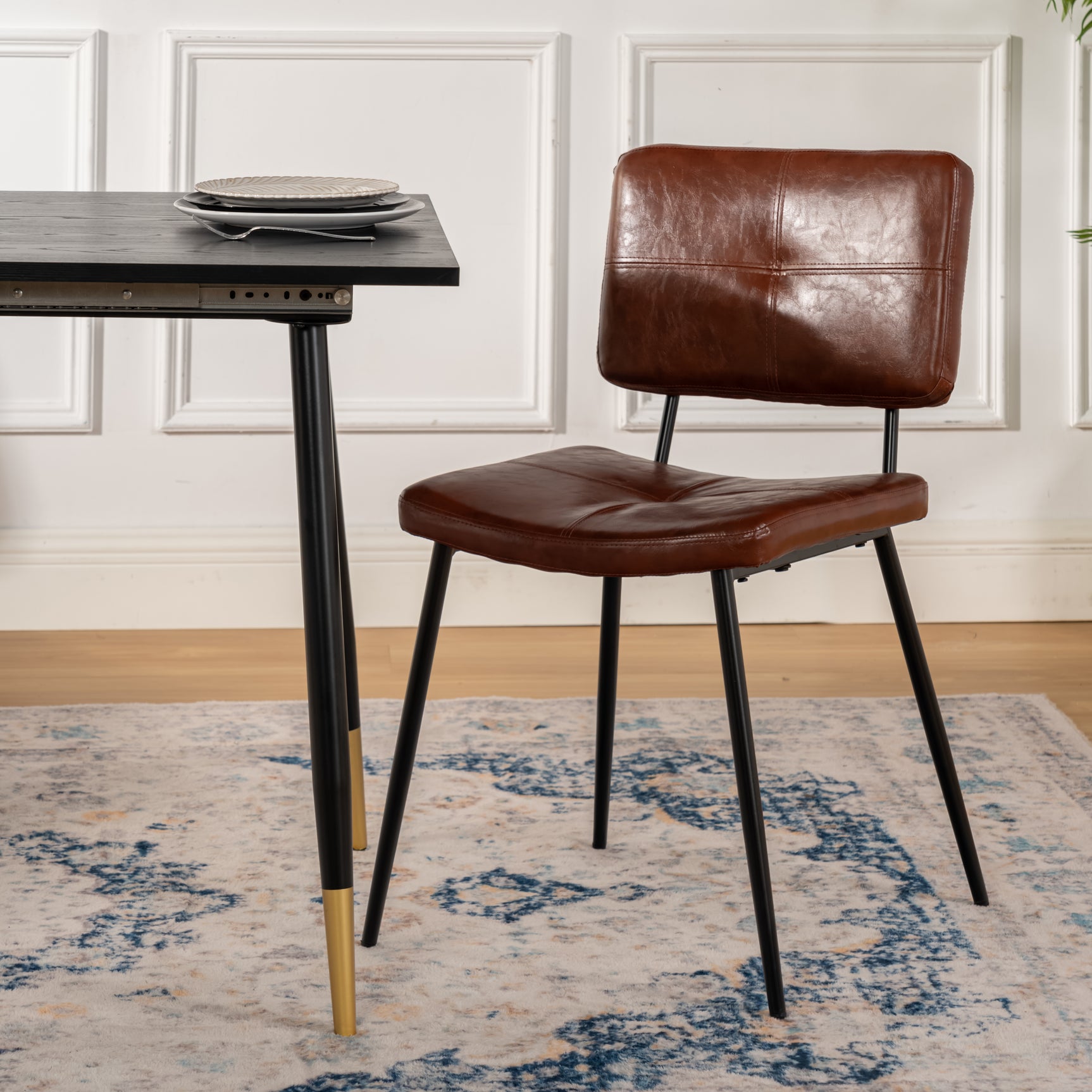 Set von 4 industriellen Esstühle in braun geöltem Leder - Pomona