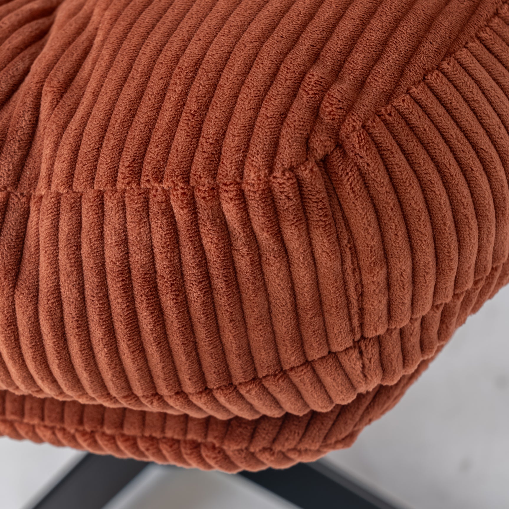 Fauteuil lounge pivotant et réglable en en velours côtelé brique - ALINTONEX