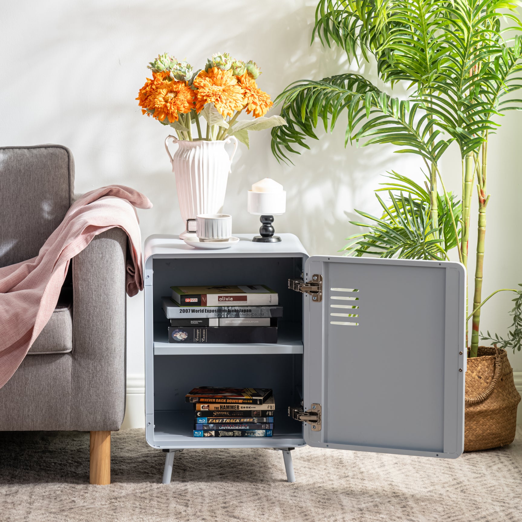 Table de chevet en métal blanc style industriel avec rangement et étagère - WALNUT