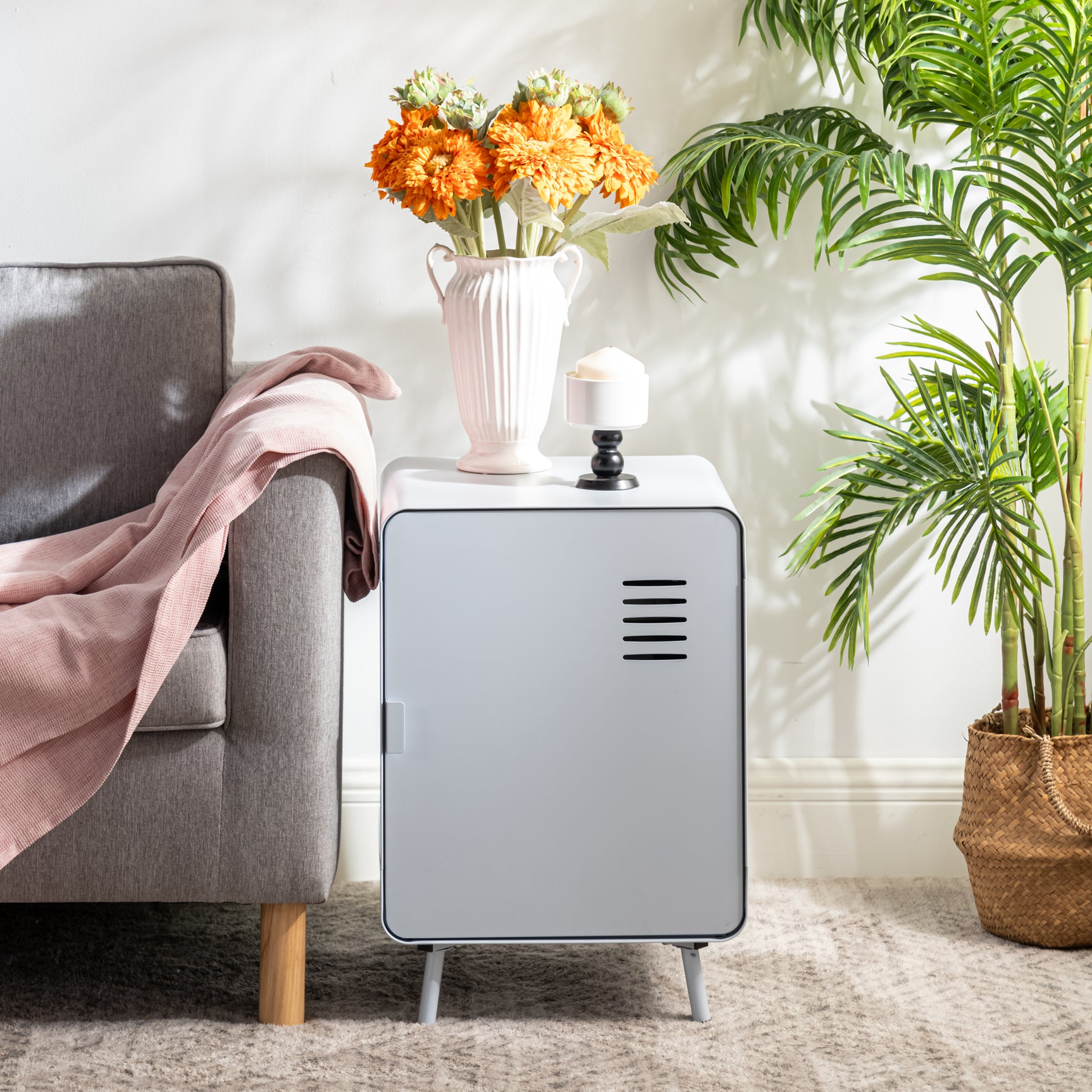 Table de chevet en métal blanc style industriel avec rangement et étagère - WALNUT