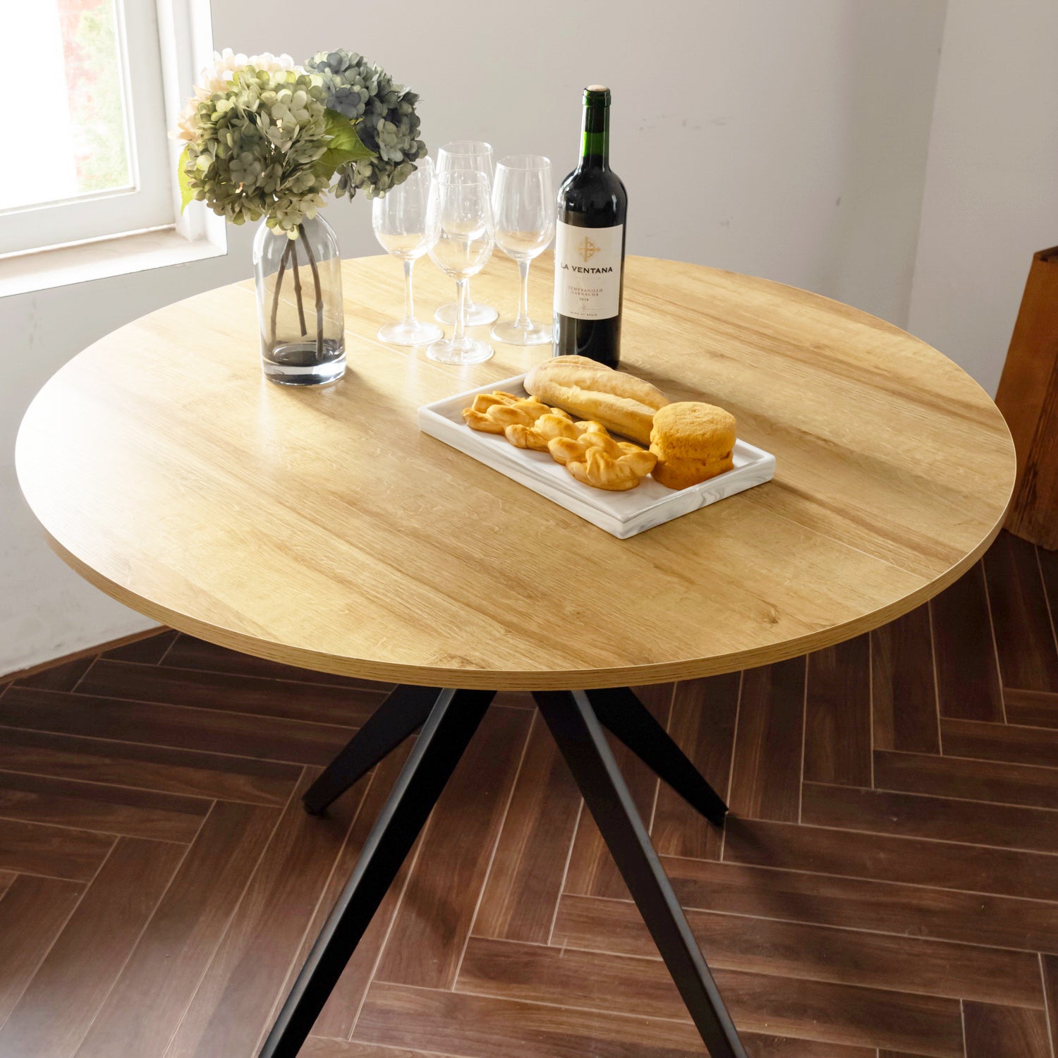Table salle à manger ronde vintage 4 personnes en chêne et métal noir - CLIFT