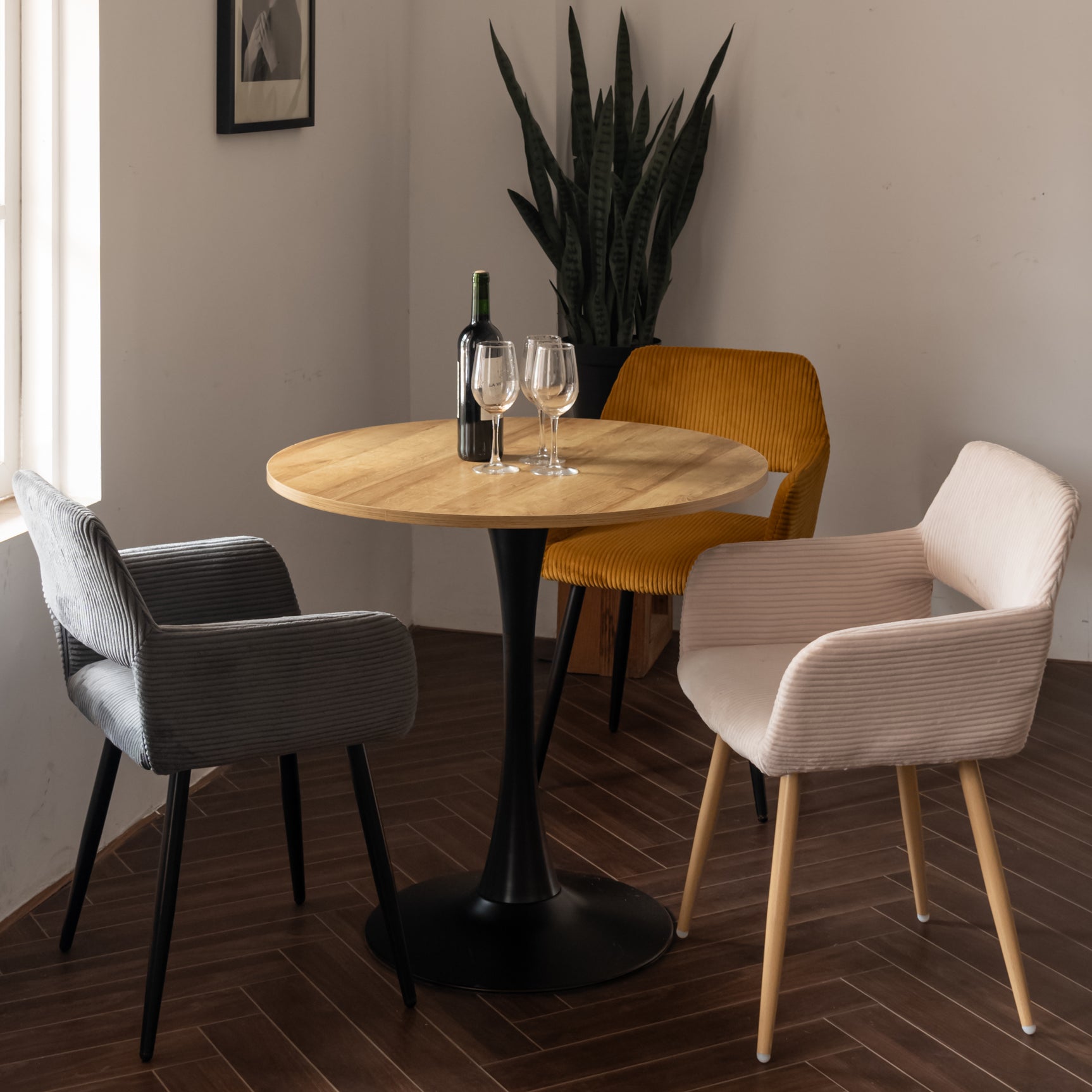 Table salle à manger ronde vintage 2-4 personnes en chêne et métal noir - CLIFT