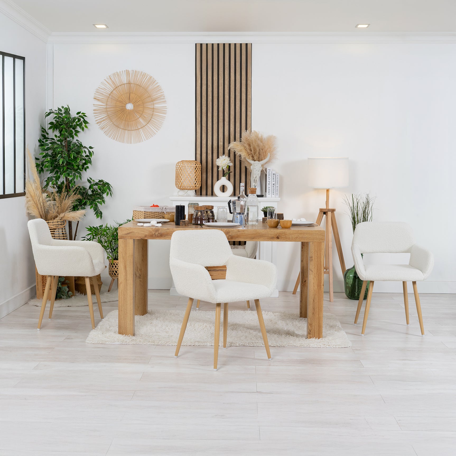 Set von 4 skandinavischen Esszimmer Sesseln mit Armlehnen Schafschaf Stoff Beige - Cromwell