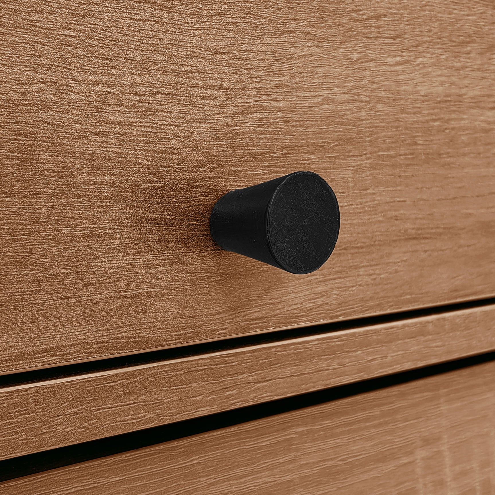 Holzbuffet -Kampagnenstil mit Konservenentüren, verstellbaren Regalen und Schubladen 130 × 75,5 × 40 cm