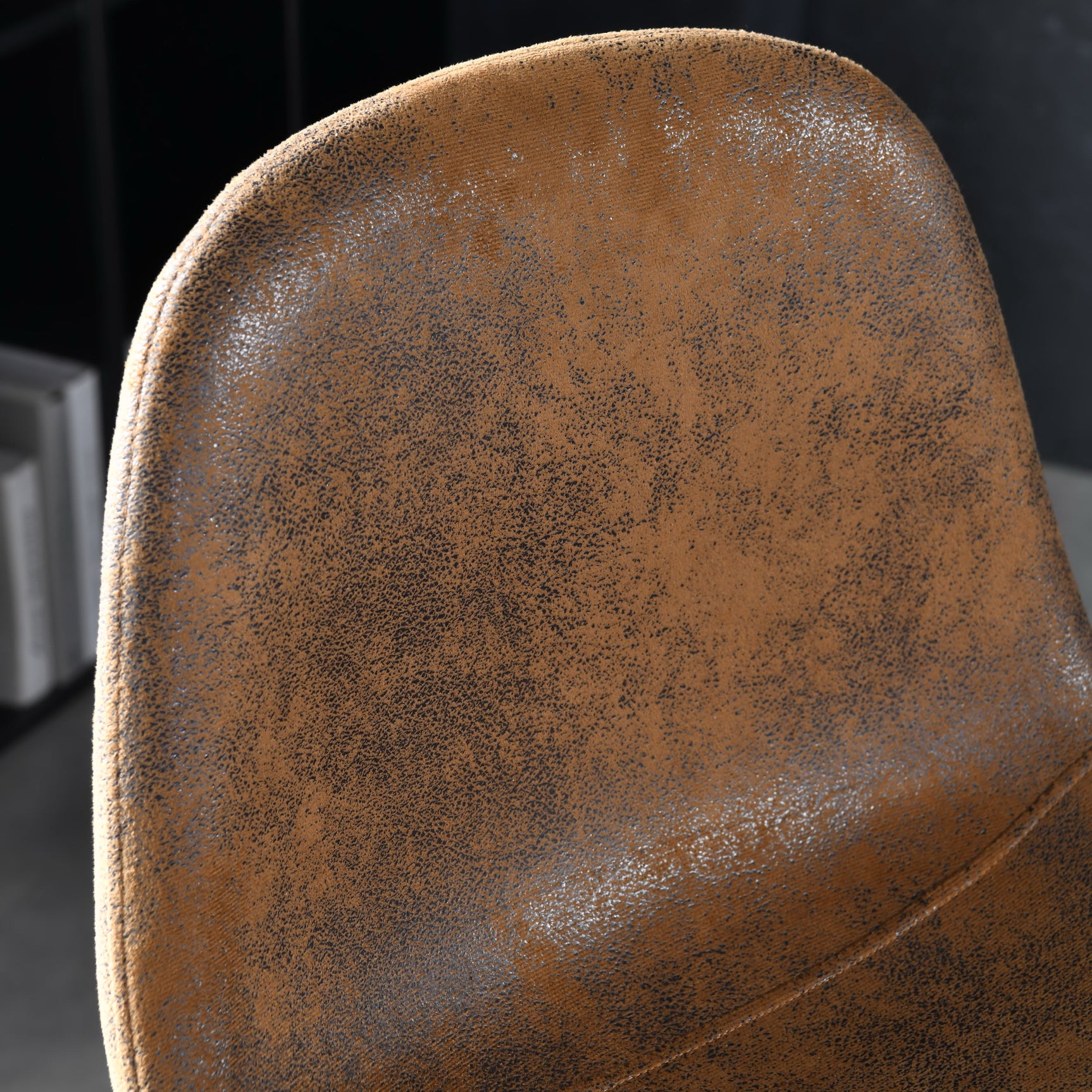 Set mit 2 industriellen Barhockern mit Wildlederrücken – CHARLTON BAR