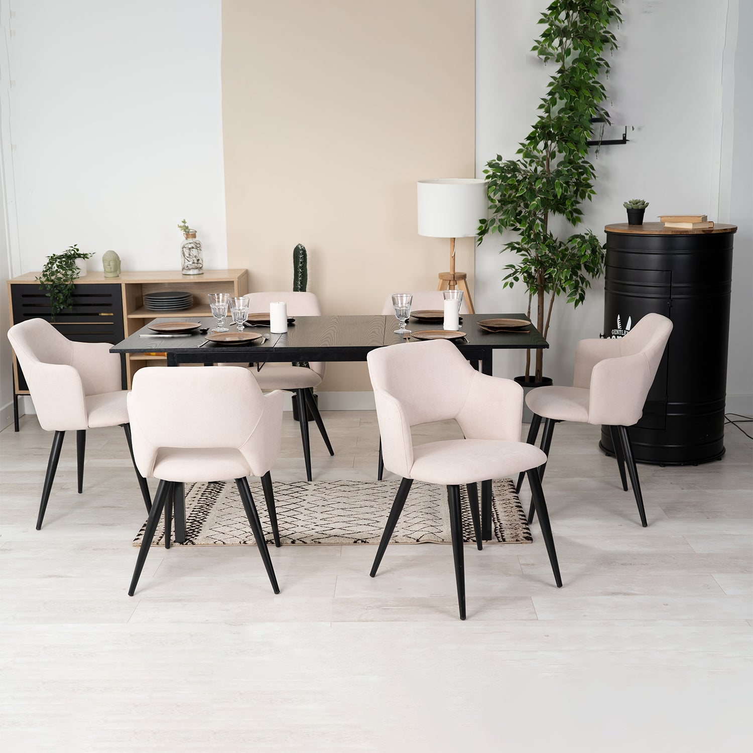 Round Table Table Table Table Timber Ø80 cm with 4 black velvet chairs, modern and comfortable style