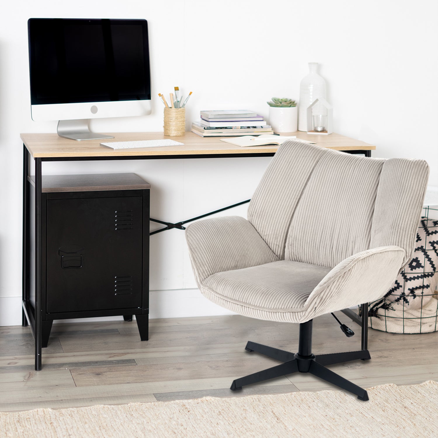 Drehbarer, verstellbarer Freizeitsessel mit grauen Cord-Armlehnen – DUROTHIL