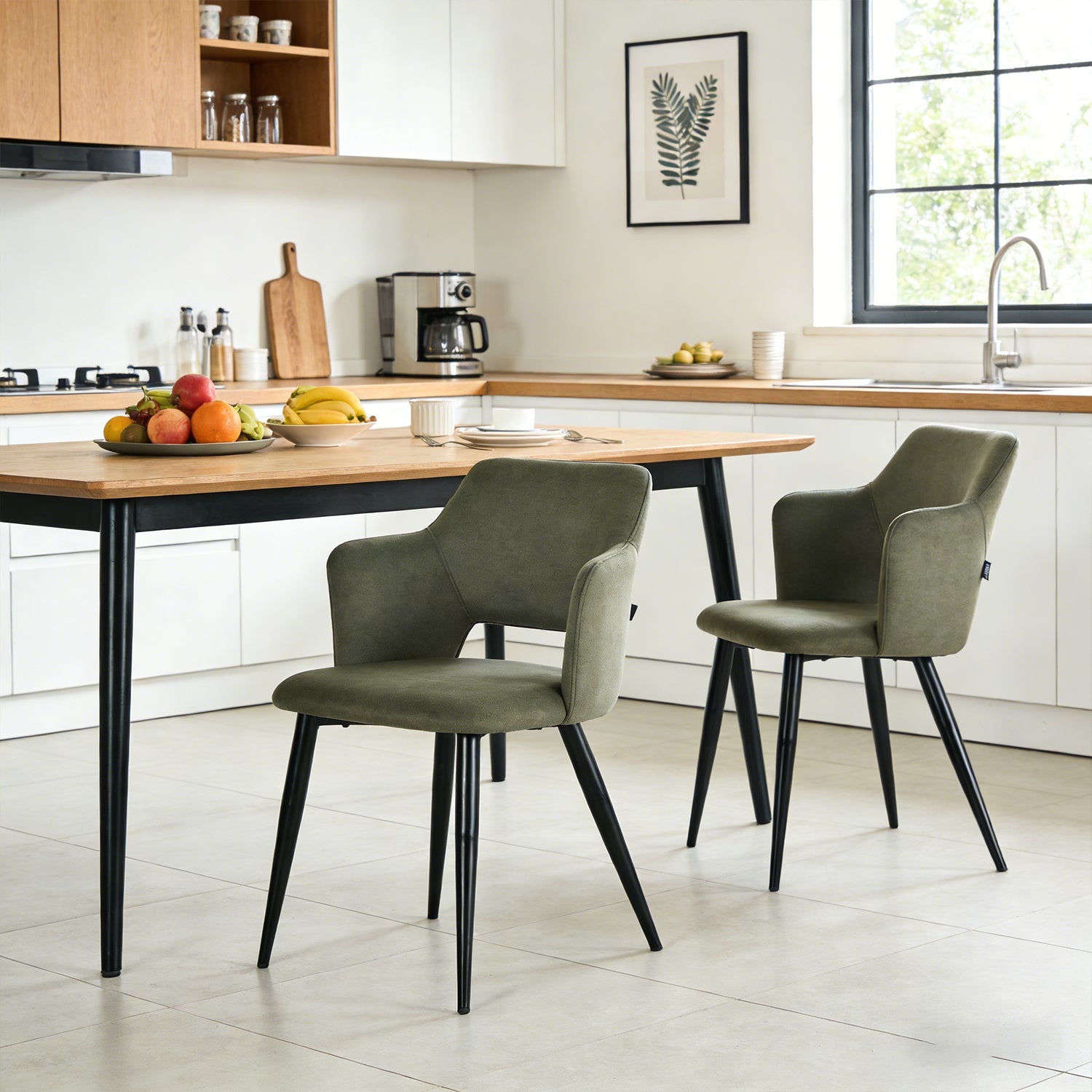 Lot de 2 chaises de salle à manger scandinaves avec accoudoirs en tissu résistant aux animaux et assise rembourrée, vert - AKANJI CC