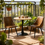 Ensemble de salle à manger de style scandinave composé d'une table ronde en chêne et de 2 chaises en suédine marron