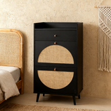 Meuble à chaussures noir 60x24x110 cm avec 2 portes en rotin, 1 tiroir et étagères réglables