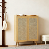 Meuble à chaussures en rotin naturel 80x35x105 cm avec 2 portes, 5 étagères fixes, poignées et pieds en bois massif, idéal pour entrée et couloir