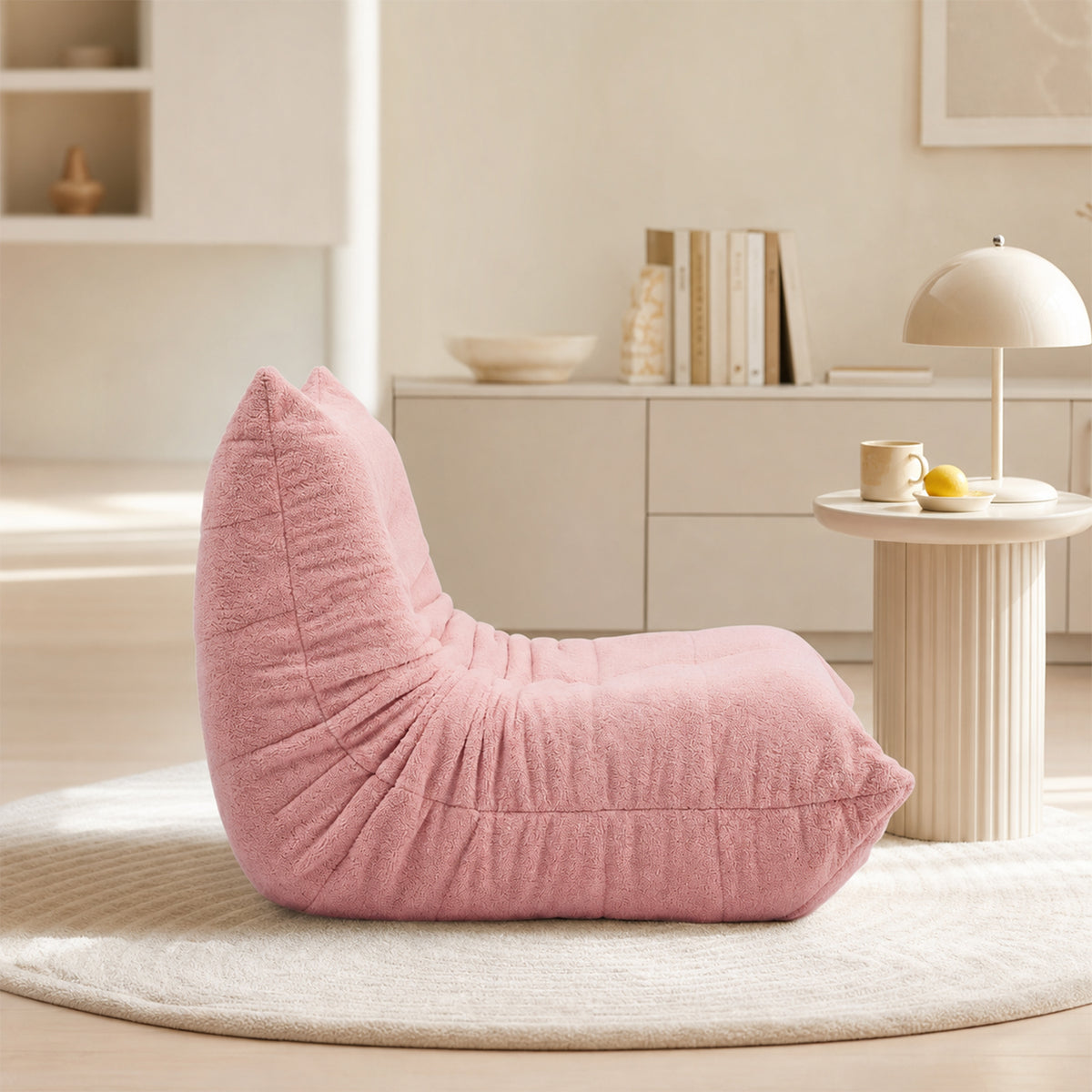 Loungesessel mit Armlehnen aus beigem Cord – DOMCO