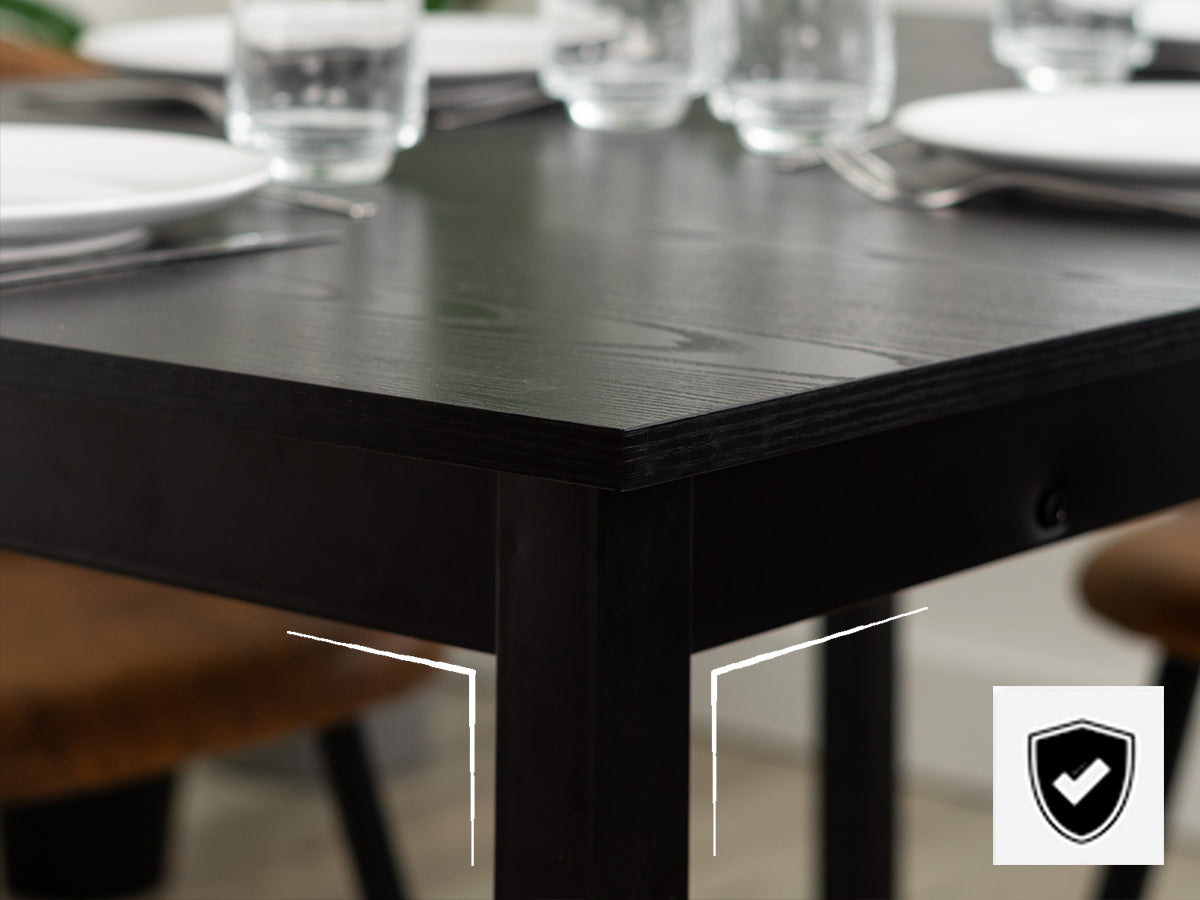 Table de salle à manger extensible industrielle pour 4 à 6 personnes en bois MDF noir - BARI