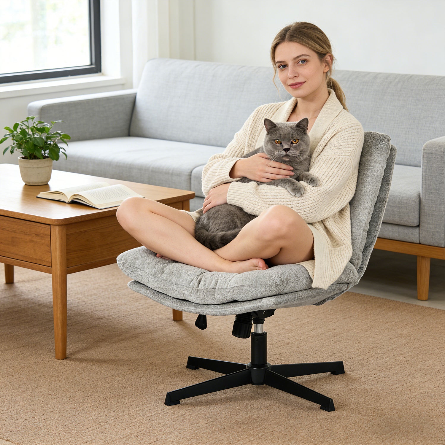 Drehbarer, verstellbarer Freizeitsessel mit Armlehnen aus beigem Cord – DUROTHIL