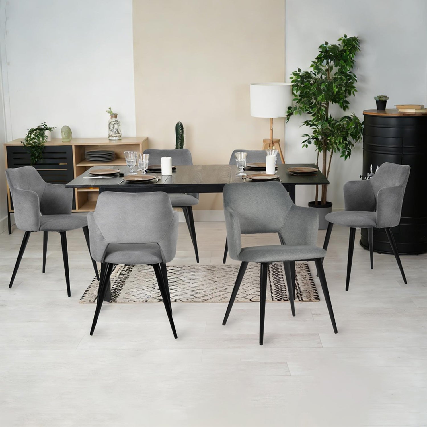 Round Table Table Table Table Timber Ø80 cm with 4 black velvet chairs, modern and comfortable style