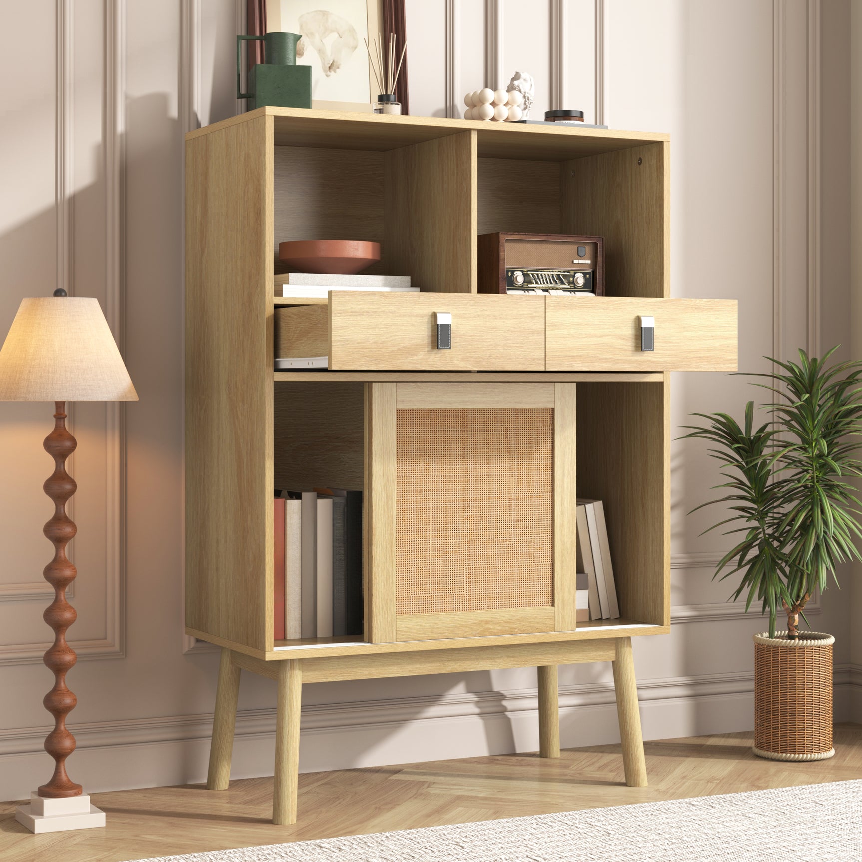 Modernes Holzbuffet mit hohem hochstilem Stil mit natürlichen Rattan -Türen, 2 Schubladen und 2 offenen Nischen - 80x39.5x120 cm