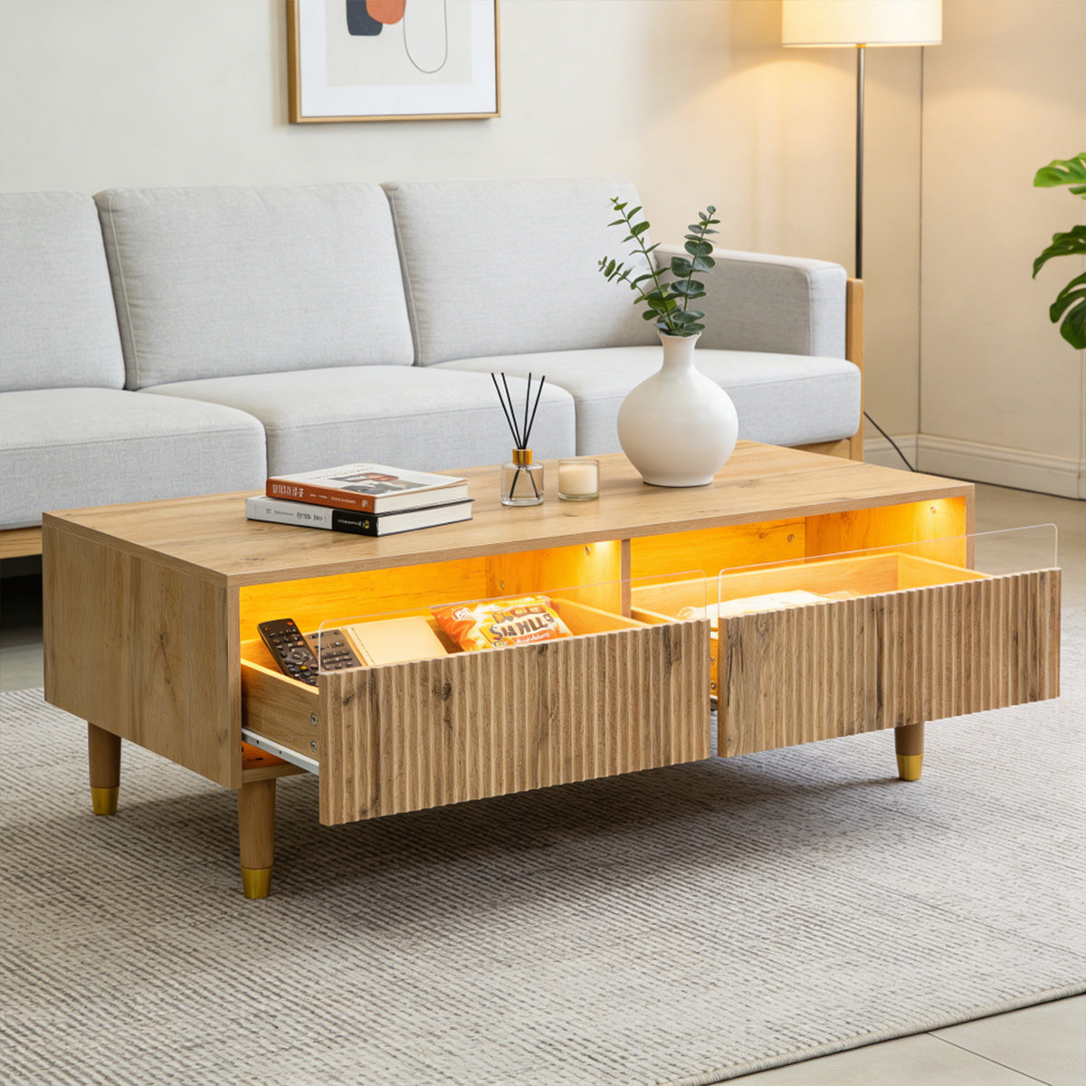 Table basse en MDF couleur chêne clair avec éclairage LED