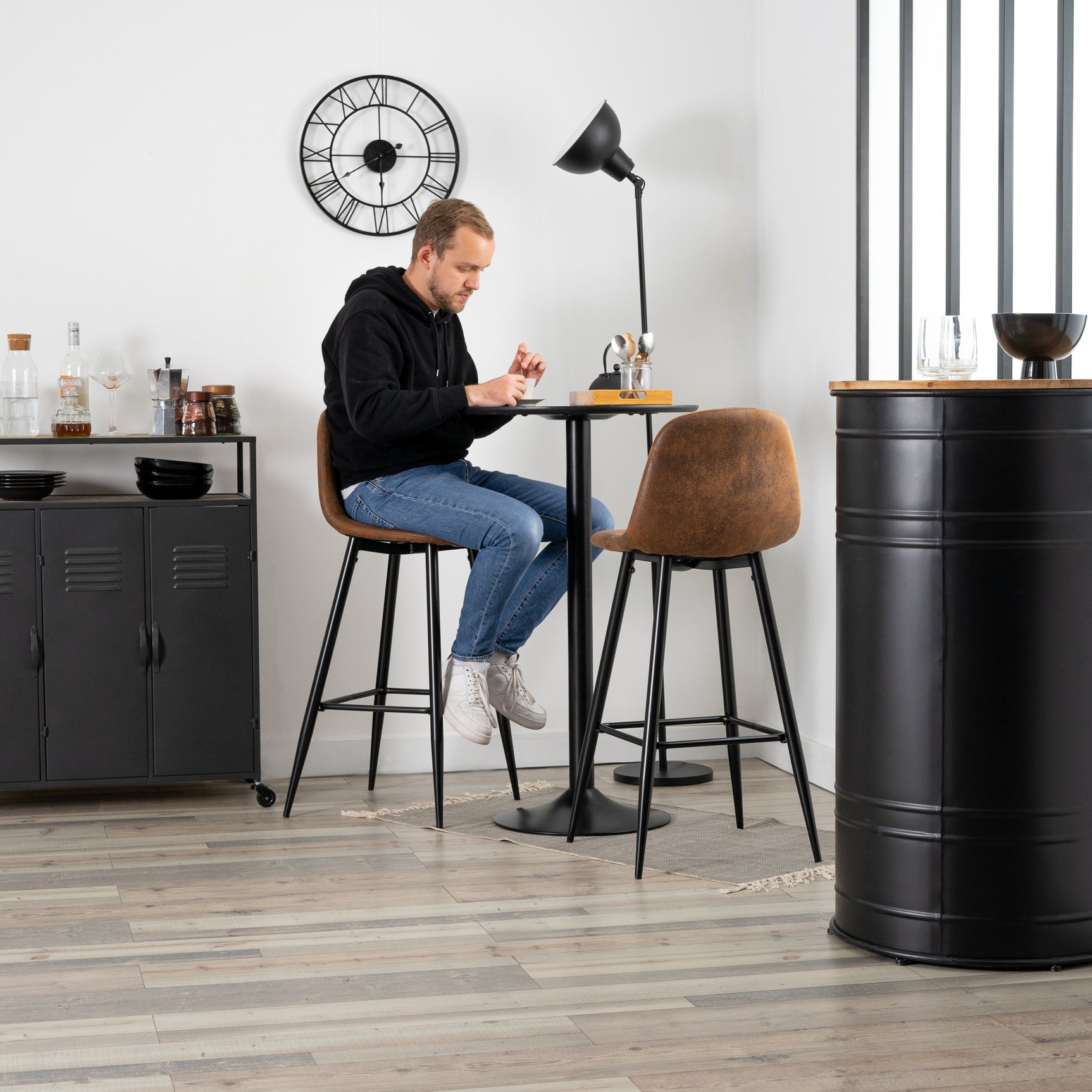 Set di 2 sgabelli da bar industriali con schienale in pelle scamosciata - CHARLTON BAR