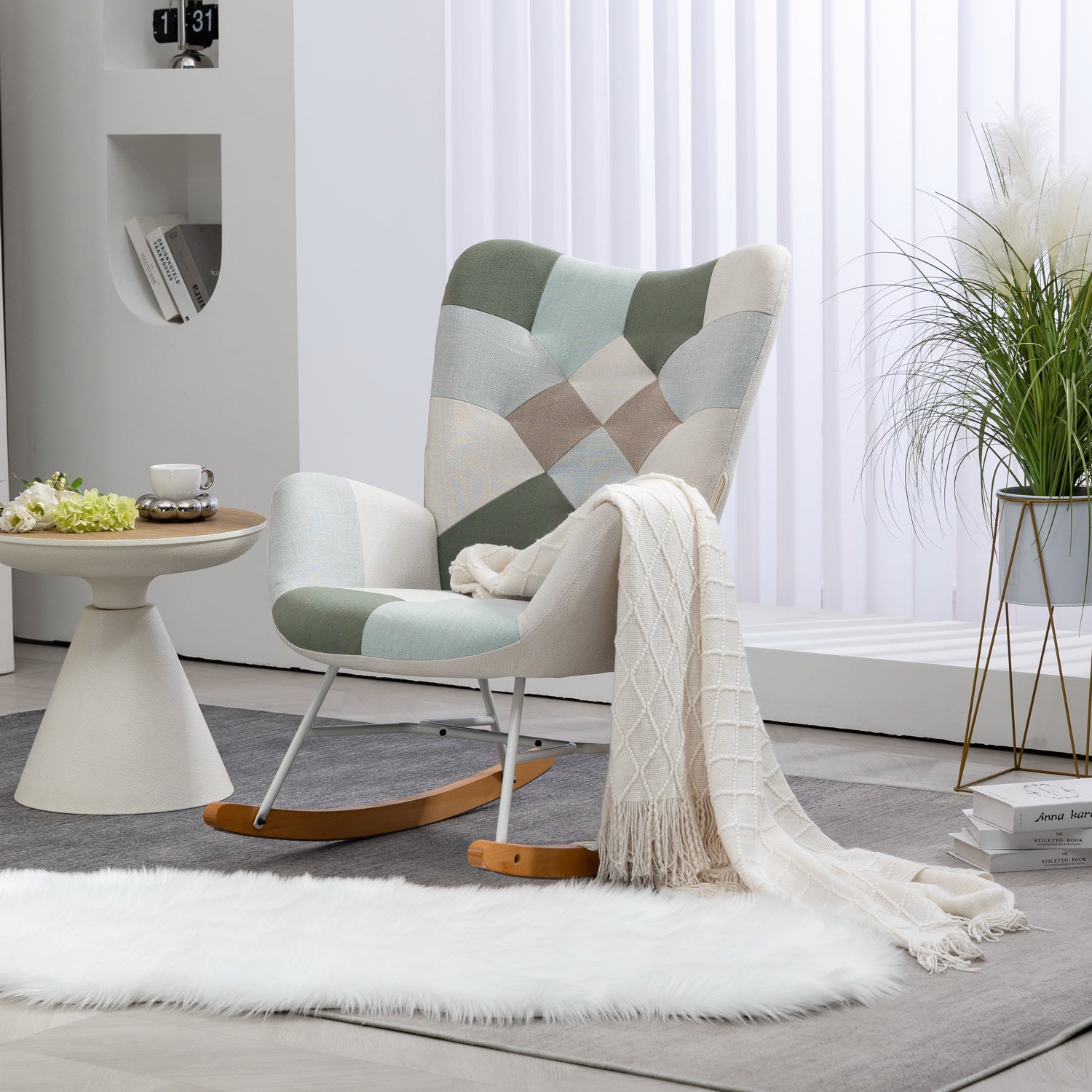 Fauteuil à bascule allaitement scandinave avec accoudoirs en tissu patchwork aqua capitonné - EPPING