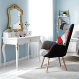 Fauteuil scandinave avec accoudoirs en tissu patchwork à surpiqûres - FUNKEL