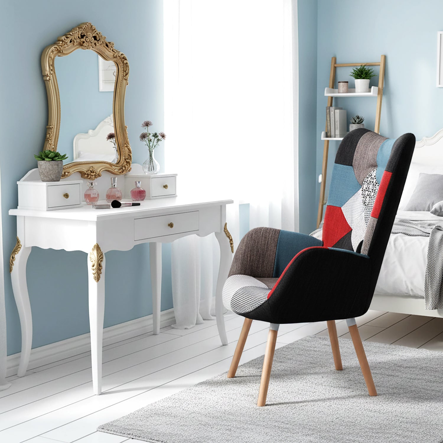 Fauteuil scandinave avec accoudoirs en tissu patchwork à surpiqûres - FUNKEL