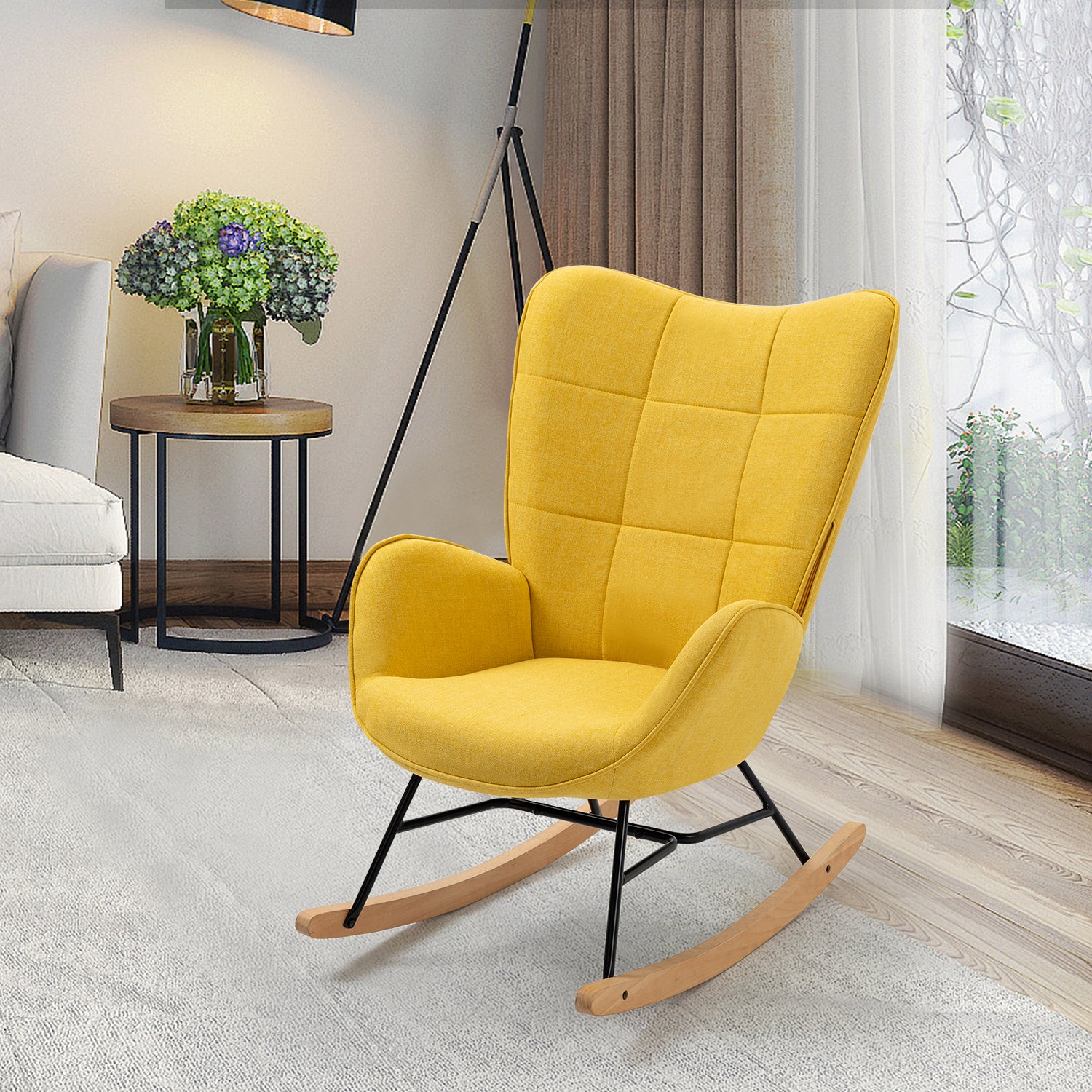 Poltrona scandinava che allatta al seno con bracciale in tessuto giallo con cuciture - Kelan