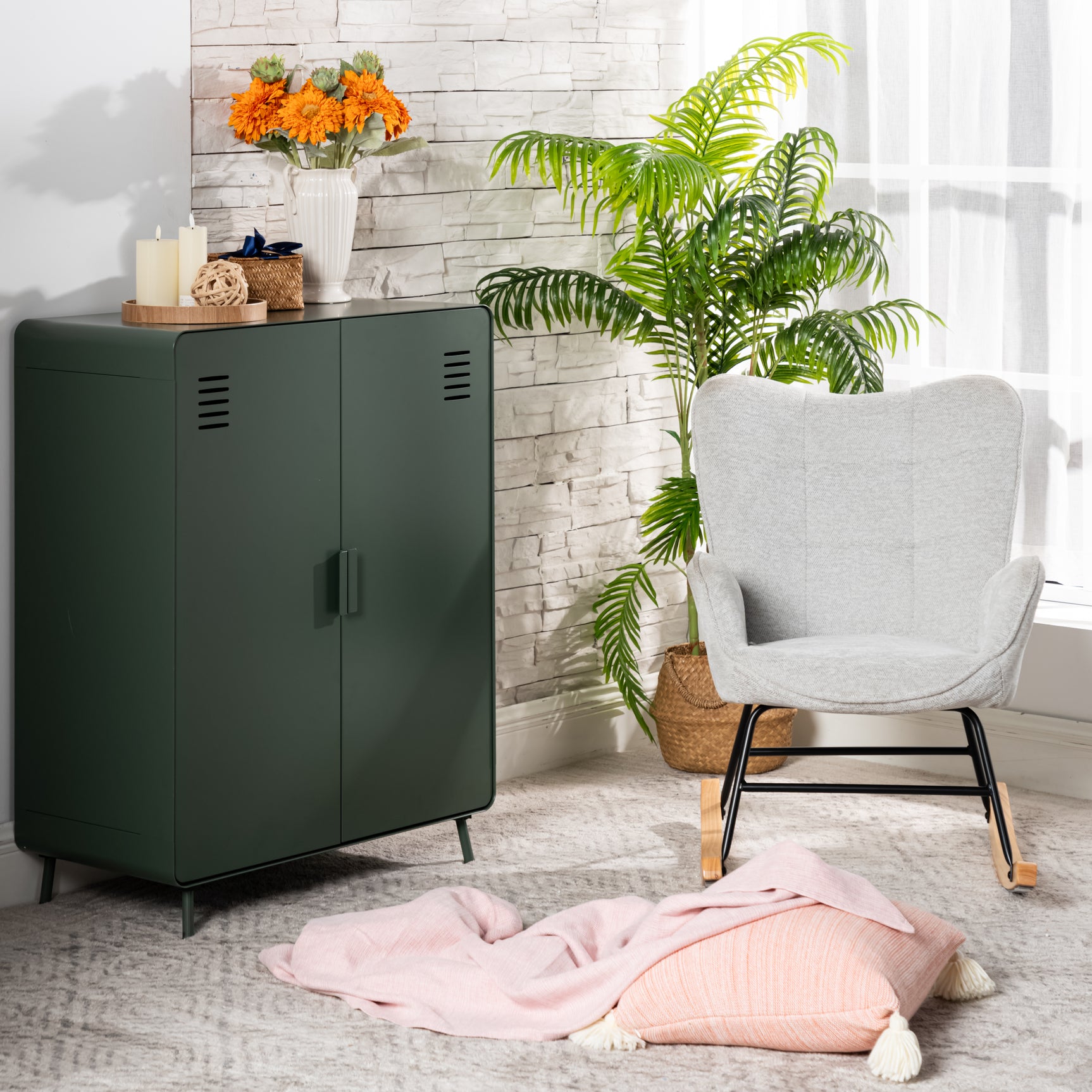 Armoire/Casier métallique vert au style industriel avec étagères et 2 portes- WALNUT