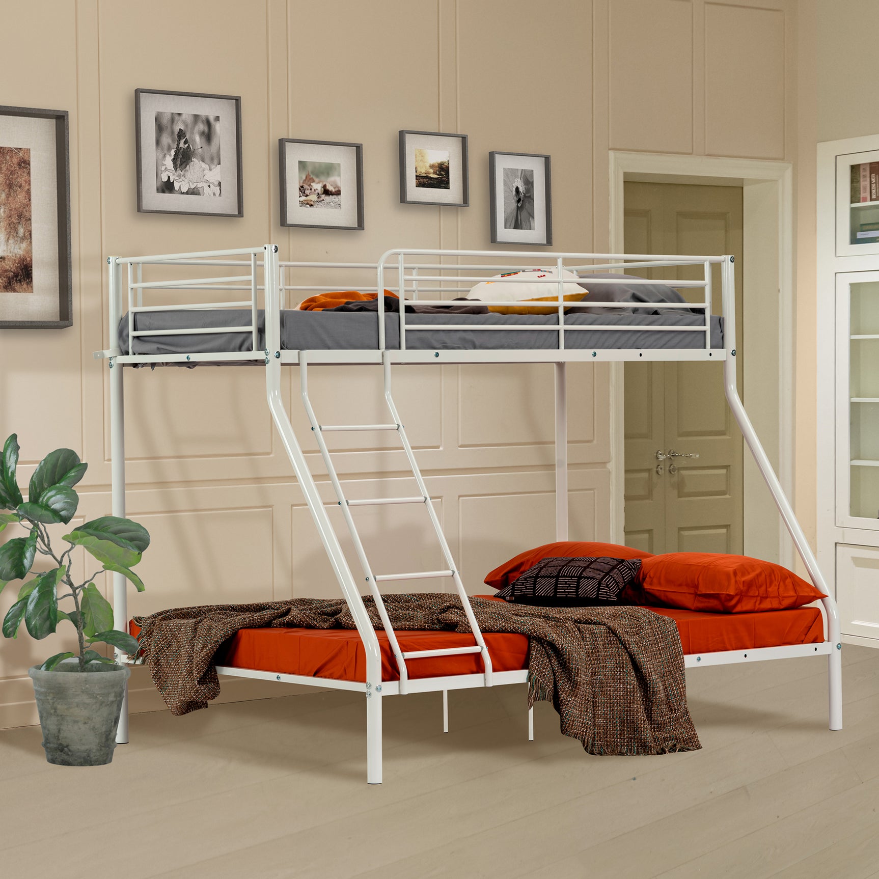 Lit superposé 3 places et 2 étages en métal blanc avec échelle 140x190cm et 90x190cm (matelas non inclus) - JAZZ