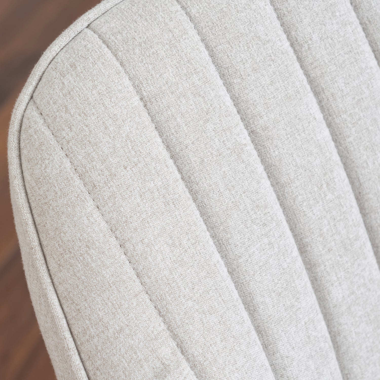 Set aus 4 bequemen Esszimmerstühlen aus beigem Stoff, 360° drehbar – CARSON FABRIC BEIGE 4STK