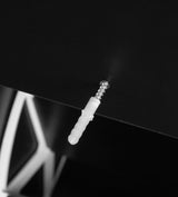 Meuble à chaussures noir 60x24x110 cm avec 2 portes en rotin, 1 tiroir et étagères réglables