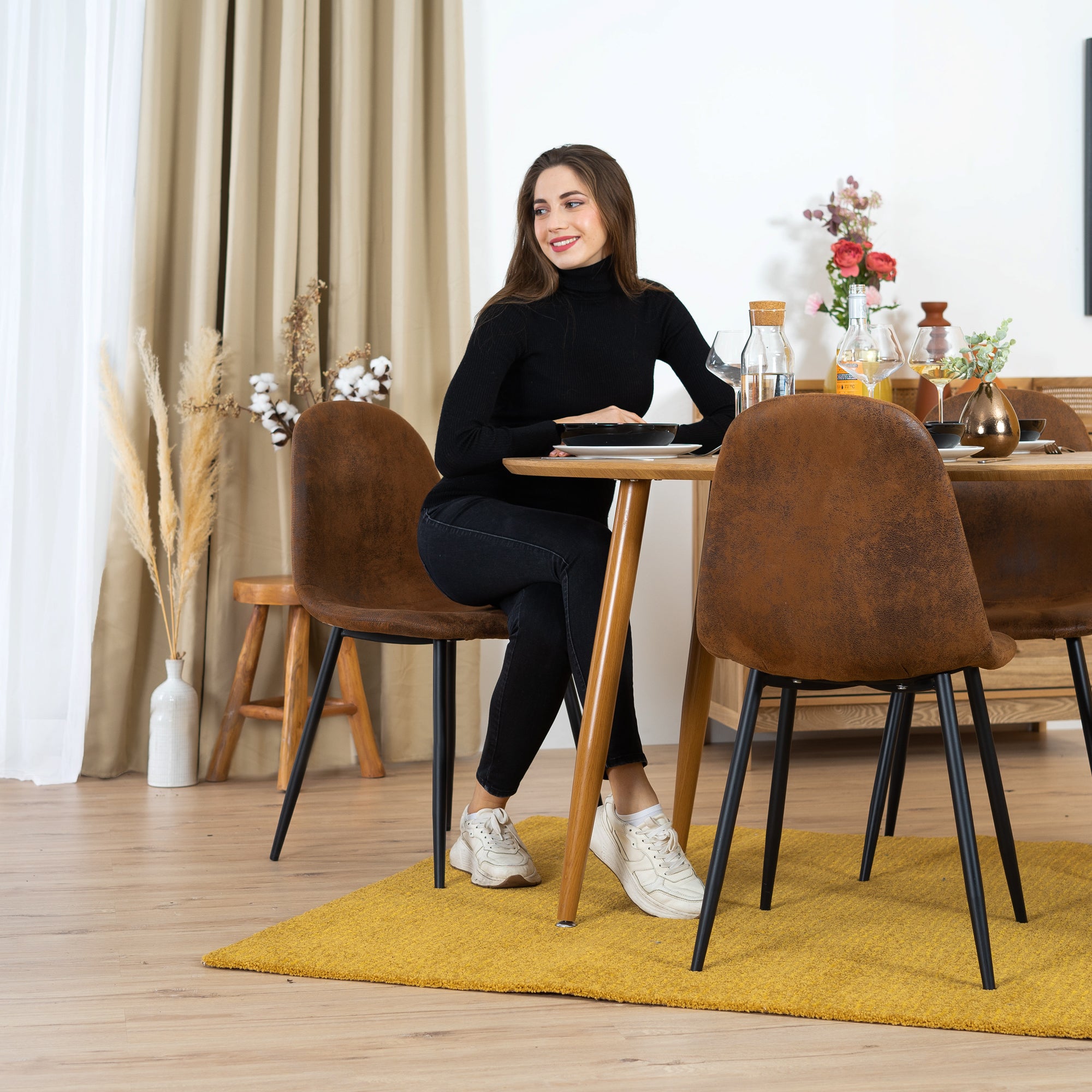 SANSHREUNI Lot de 4 Chaises Scandinave, Chaises de Salle à Manger, Rétro  Chaises Rembourrée Chaise de Cuisine/Bureau avec Pieds en Bois de Hêtre  Massif, pour Salle à Manger, Chambre, Salon, Cuisine 