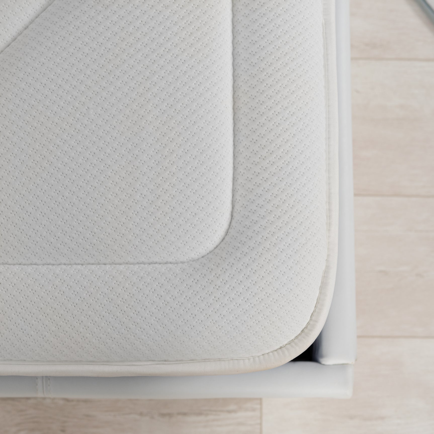 Memory foam mattress 90x190x22cm, in 3D fabric, memory technology and supersoft foam - SATURNE