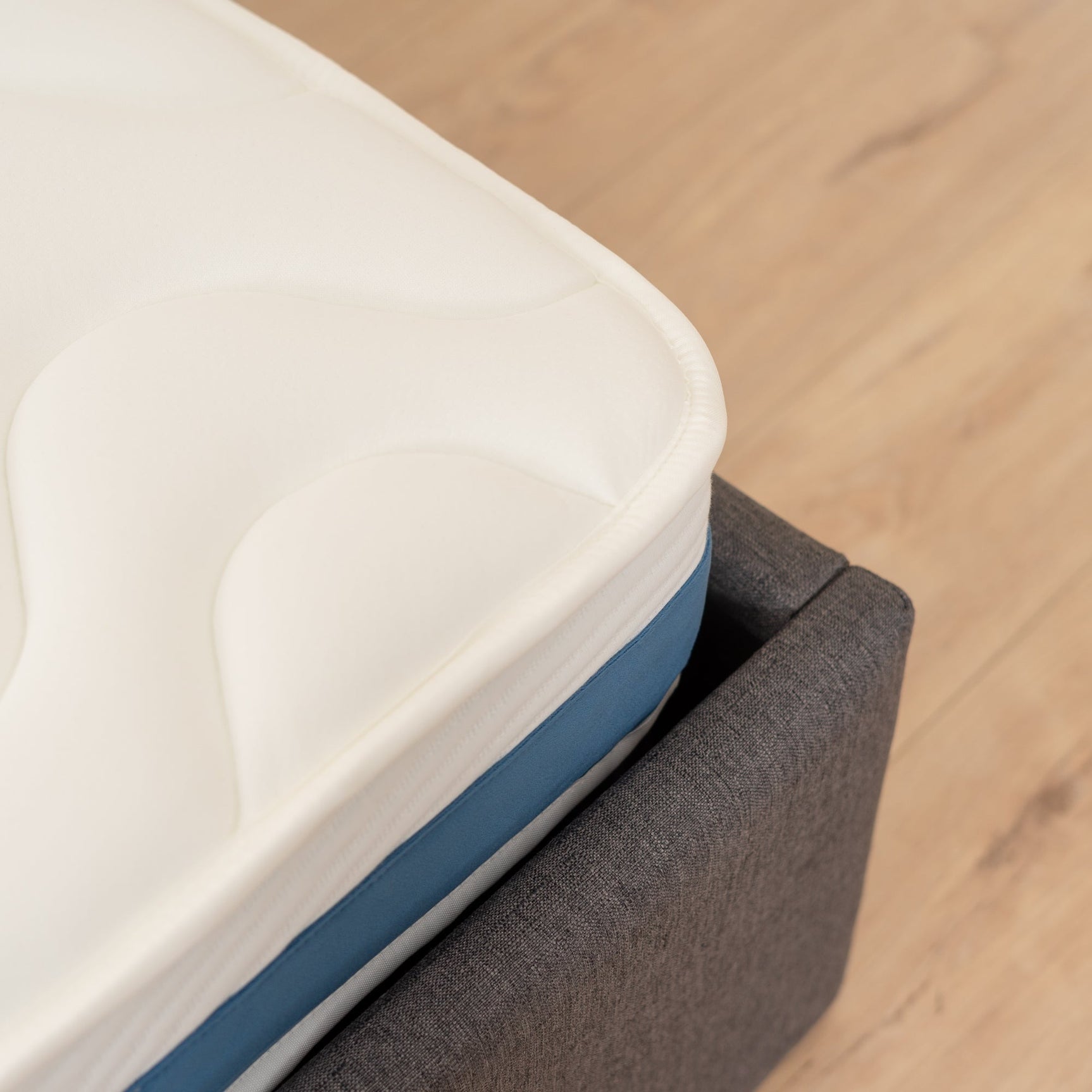 Materasso memory foam 160x200x17cm, in tessuto 3D, tecnologia memory e schiuma supersoft - URANUS